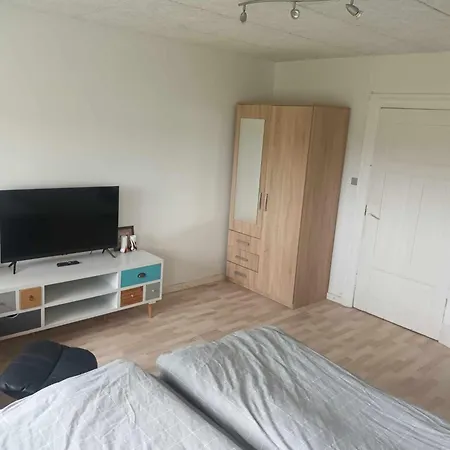 Nedlagt Gard I Naturen Med Ro Og Fred Og Samtidig Taet Pa Og Fiskeri Og Indkobsmuligheder *